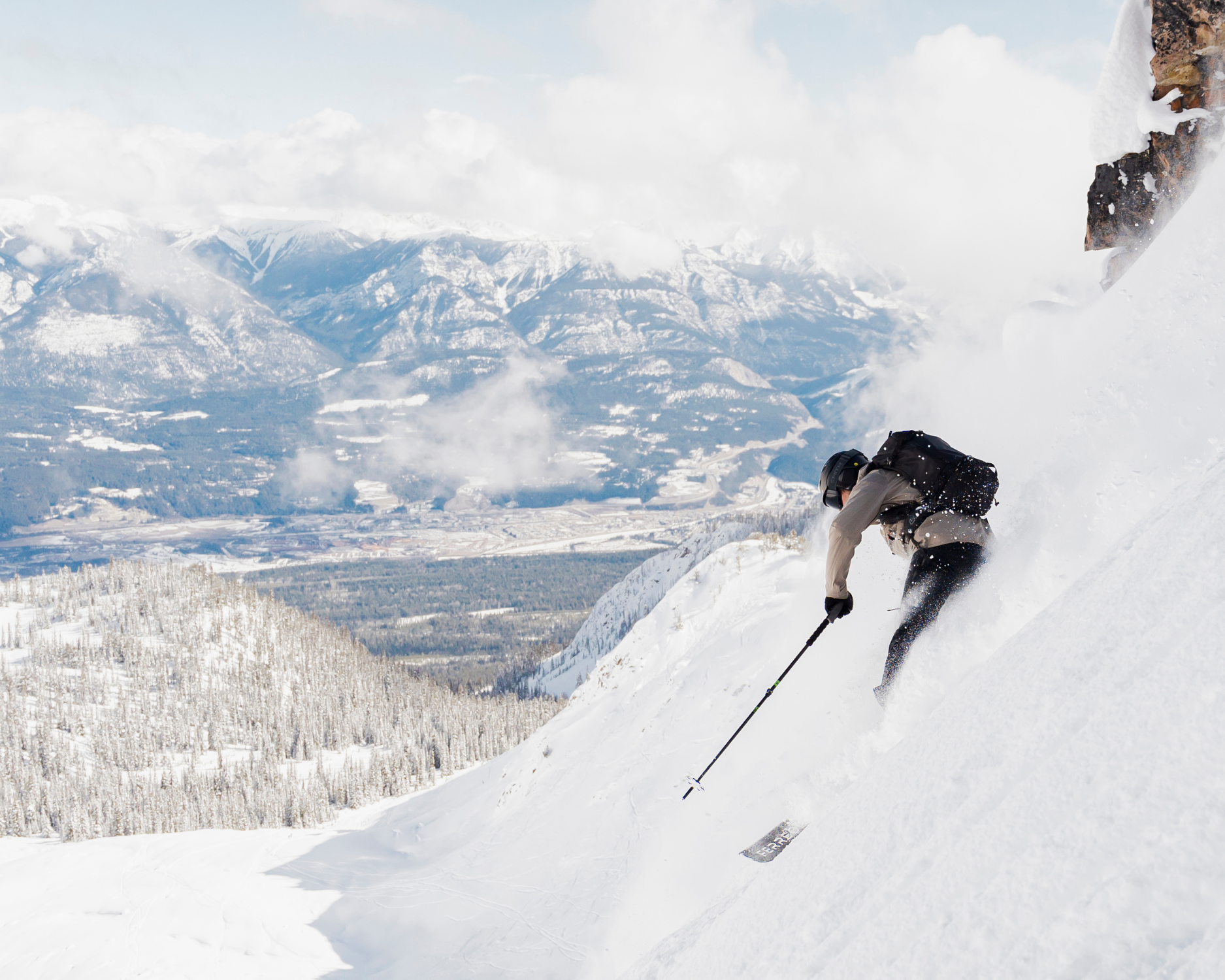 Ski tout terrain : Idéal pour ceux qui font un peu de tout